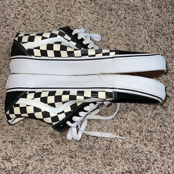 Van’s Size 9 - Picture 4 of 11